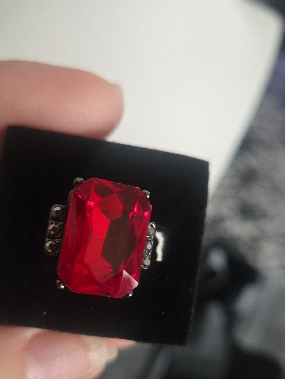 Paparazzi Epic Proportions Red Ring NWT
